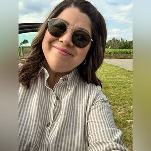 Meet your Posher, Cristal